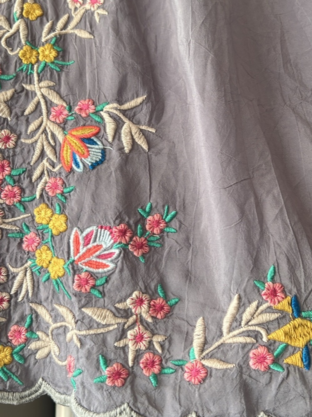 Johnny Was Embroidered Boho Tunic in Gray with Multicolor Floral Stitching - Picture 7 of 10